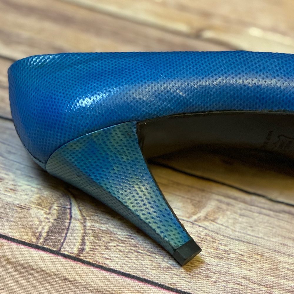 Vintage Yves SaintLaurent Electric Blue Shoes sz7M - Picture 6 of 10